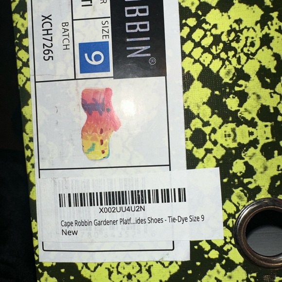 Cape Robbin Multi-Color Clogs with Cartoon Charms - Picture 7 of 9